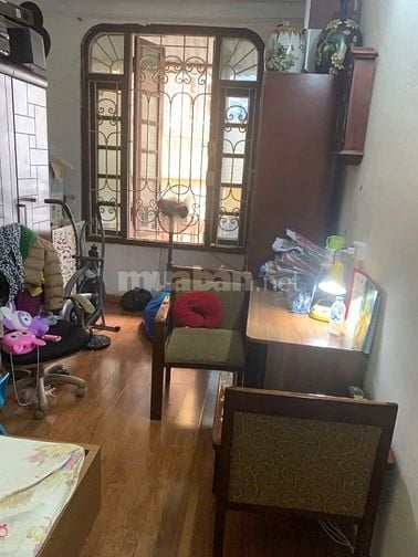 Nhà 4T hai mặt tiền trước sau P/Lô ngõ Núi Trúc vỉa hè oto tránh kd tố