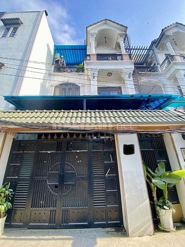 Chủ đi nước ngoài cần ra đi gấp căn nhà Phạm Hữu Lầu 63,4m2 1T2L 4tỷ86