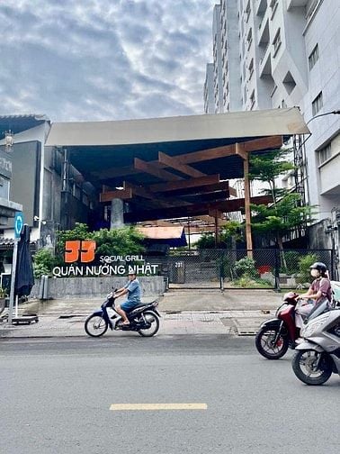 Bán Nhà Mặt Tiền Nguyễn Trãi Quận 1 DT 11.5x70m nở Hậu 12,3mTổng 851m2