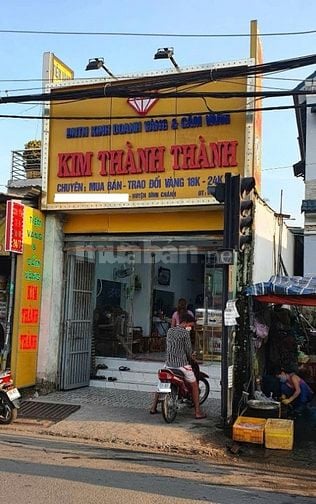 Chỉ cần đưa trước 180-200tr dọn vô ở luôn. Mỗi tháng góp 5tr 
