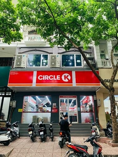 Siêu Phẩm! MBKD tại Hàng Gai sát ngã tư Lương Văn Can chỉ 100tr/tháng 