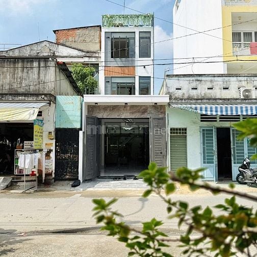 Vỡ nợ bán gấp nhà Hoà Hưng, p12, Q10. Chỉ 2,64tỷ. 60m2. Hẻm xe hơi. 