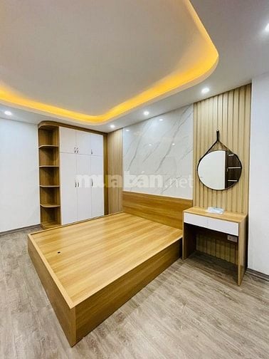 Nhà Đẹp Mới Tinh Về Ở Luôn Full Nội Thất , Chỉ 10m Ra Mặt Phố 