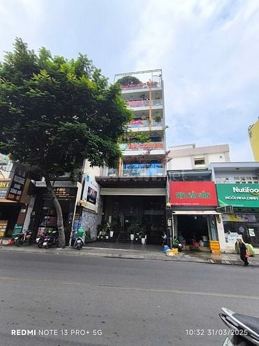 Toà MT Vườn Lài Tân Phú 8*18m 1 hầm 8 tầng nổi giá 130tr