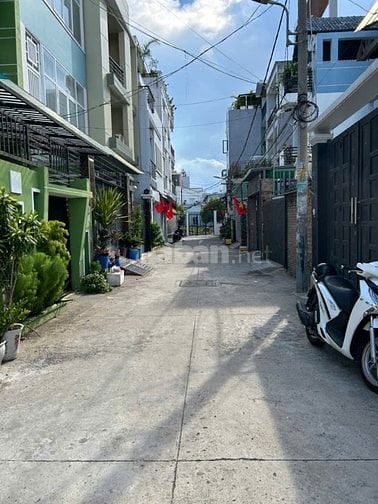 Hẻm xe tải, Nguyễn Thị Thập, DT 5x20m