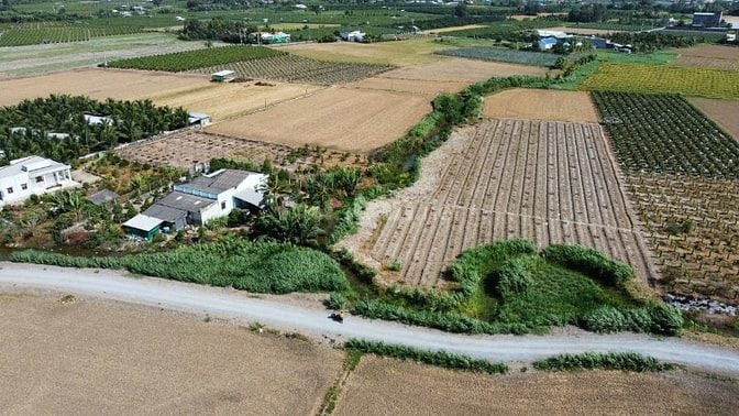 Bán đất Mặt Tiền, Gần Trường học THCS NV Được, Gò Công, Tiền Giang.