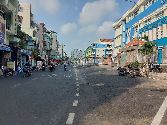 Bán Nhà HXH Khu Cư Xá Bắc Hải 3,6x10 gần CV Lê Thị Riêng 5 tầng 7,3 tỷ