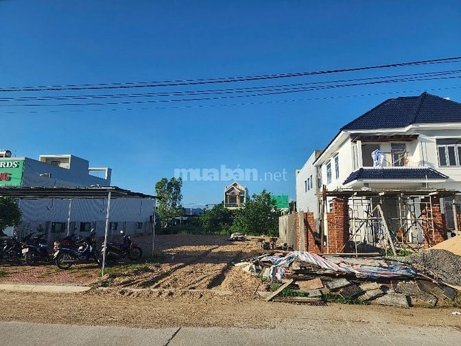 Cho thuê đất mặt tiền đường nhựa, KDC Hoà Cư