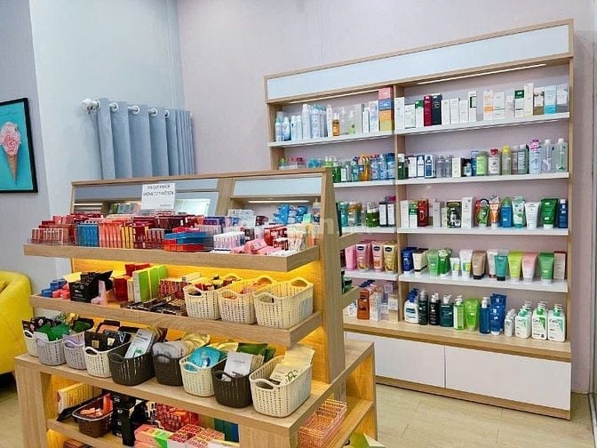 CHUỖI CỬA HÀNG MỸ PHẨM QUẬN 8, BÌNH CHÁNH TUYỂN NHÂN VIÊN 