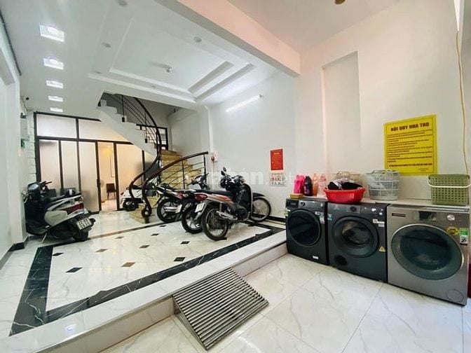 Bán gấp nhà phố Yên Hoà, 30m ra MP 60m2, 5 tầng, MT 4.5m, giá 12,9 tỷ