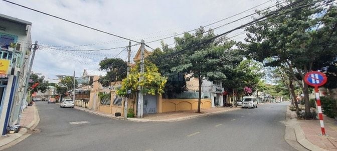 Chính chủ cho thuê nhà 1 trệt 1 lầu, hai mặt tiền