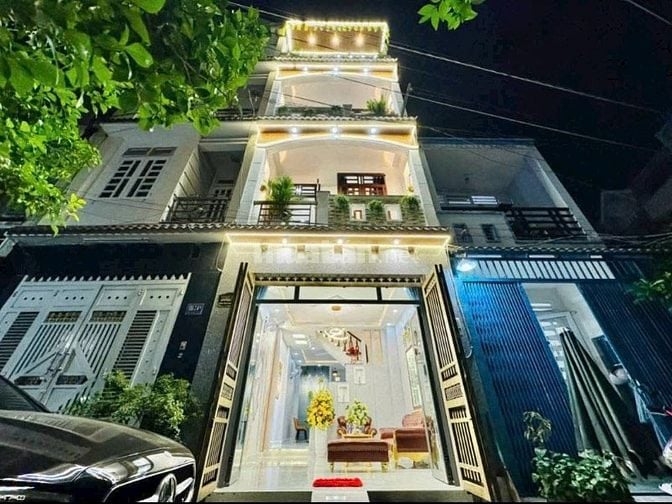 Nhà 43m2 Lam Sơn, Tân Bình gần sân bay Tân Sơn Nhất. Xây 1 trệt 3 