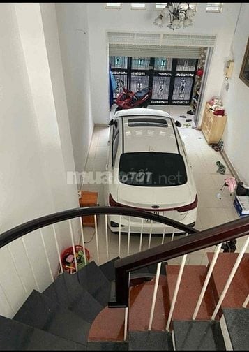 Chuyên mua bán nhà phố trung tâm Q1.3 có thanh khoản tốt giá đầu tư 