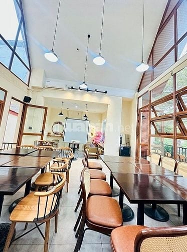 SANG NHƯỢNG QUÁN CAFE MẶT ĐƯỜNG LỚN Ô CHỢ DỪA- RỘNG THOÁNG, 