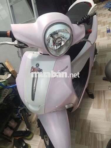 Cần bán xe vợ đang đi làm