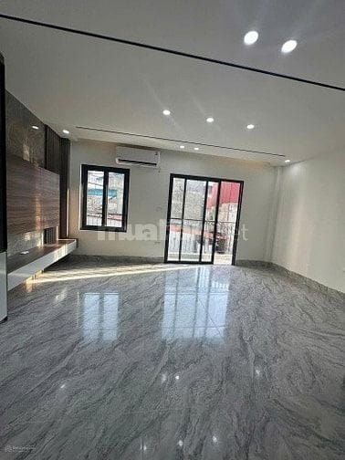 Bán nhà Nguyễn Trãi, Thanh Xuân, xây mới, 7 tầng thang máy, xe tải đỗ 