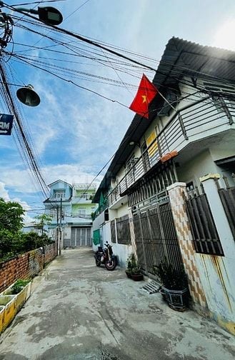 Hàng hiếm căn gốc giá 2,6 tỷ, Long Thạnh Mỹ, Quận 9.