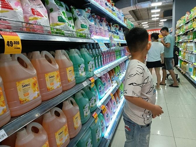 Tuyển Gấp Nhân Viên Trực Quầy Bán Hàng/ Phụ Kho/ Thu Ngân/ Tạp Vụ