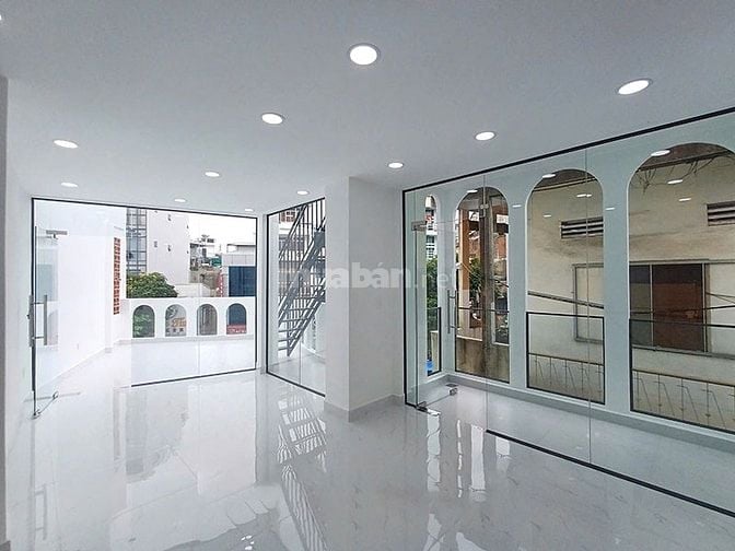 Bán nhà 2 mặt tiền Lê Văn Sỹ, khu kinh doanh sầm uất, 3x12m đất, 4 lâu