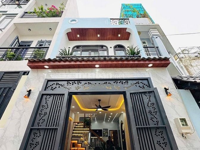 Nhà đẹp sổ chính chủ Nguyễn Văn Quá Q12 64m2 2tỷ400tr