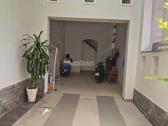 Biệt thự view công viên dt 215m2 xây 3 tấm khu Tên Lữa giá 26.8 tỷ