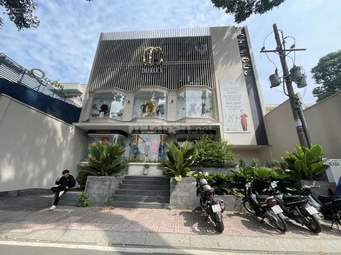 NGANG LỚN 16M... Pasteur, Quận 3 - 243m2 (16 x 15) - Hầm 5 Tầng