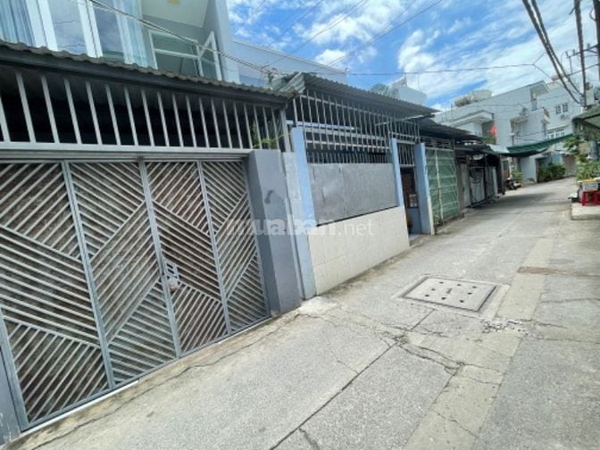 Bán nhà Huỳnh Tấn Phát, hẻm thoáng, gần mặt tiền, 80m2 chỉ hơn 5 tỷ