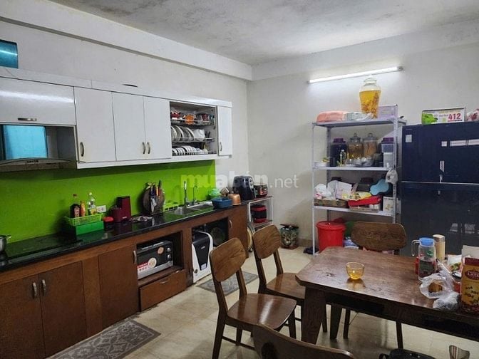 Cho thuê nhà nguyên căn ngõ 110 Nguyễn hoàng tôn, Xuân la, Tây hồ 