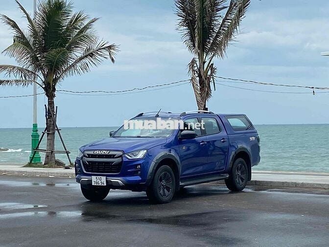 Isuzu Dmax 2022 Type Z 1.9L 4x4 AT - 60000 km
