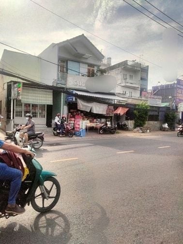 Bán Nhà Mặt Tiền Chợ Bình Chánh Cho Thuê 9tr/tháng, SHR, Giá 580Tr