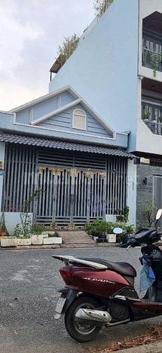 Nhà cấp 4, Đ.Hoàng Phan Thái,, Gần chợ BC,đương xe ô tô,80m2, 620trieu