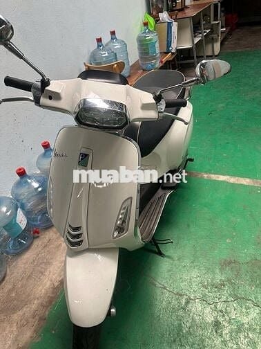 Xe Vespa trắng chính chủ tại Thủ Dầu Một