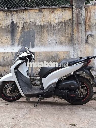 Honda SH 125i Trắng đen