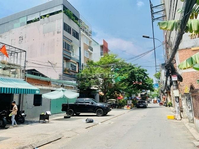 Bán Nhà Hẻm Xe Hơi - Đường Nguyễn Hữu Cảnh - Diện Tích : ( 7 x 14 ) m 