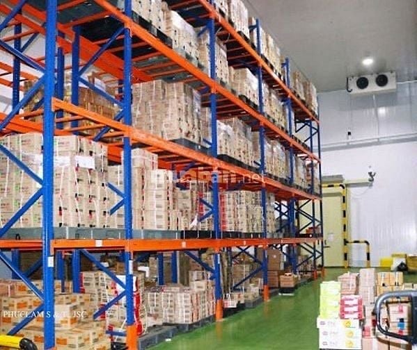 Phân xưởng cần bổ sung 3 nhân viên vào vị trí quản lý kho ở Q4.