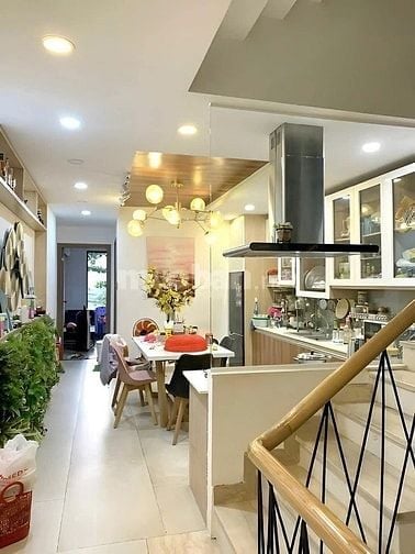 Vỡ nợ bán nhà 1t1l đường An Dương Vương, q5, 61m2, giá 1,89 tỷ