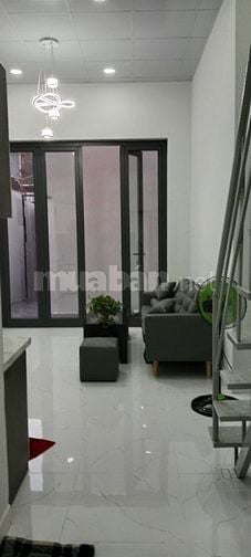 Nhà xe hơi đỗ cửa, 5x11m trệt 1 lửng 2 PN nhà mới đẹp