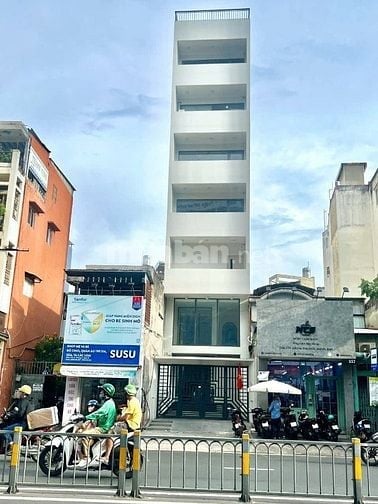Bán toà nhà 9 tầng tại trung tâm quận 10 
