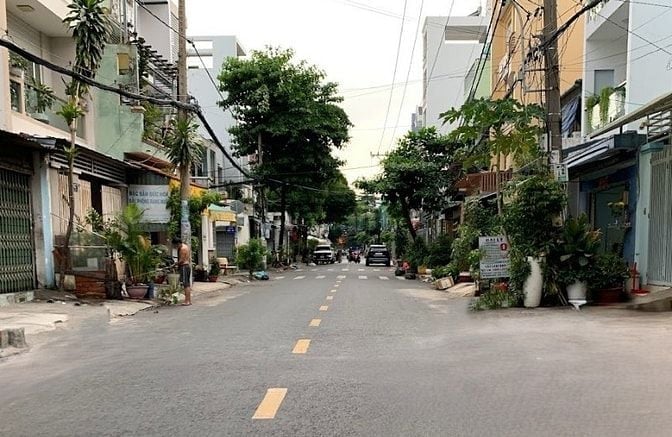 Nhà MT Cách Mạng 5.2x19m cấp 4 vị trí đẹp tiện ở và kinh doanh