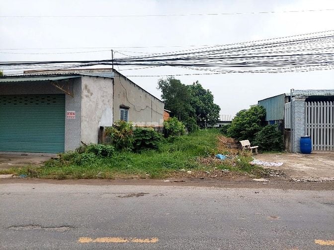 MT đường Tân Hội gần Green City Vinhomes Hậu Nghĩa Long An