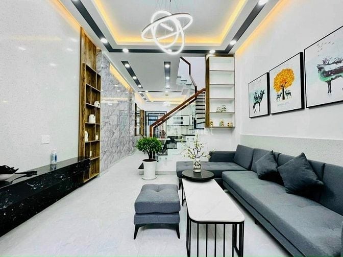 Định cư Mỹ bán nhà 60m2,1 trệt 2 lầu,SHR,1 tỷ550,huỳnh mẫn đạt,p3,Q5