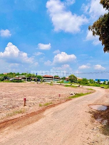 BÁN ĐẤT MẶT TIỀN GIÁ ĐẦU TƯ THỊ TRẤN HẬU NGHĨA, ĐỨC HÒA CHỈ 540 TRIỆU/