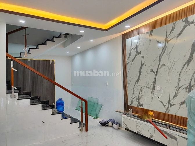 Cần bán gấp nhà hẻm 123/ Đỗ Xuân Hợp , Phước Long B, Quận 9