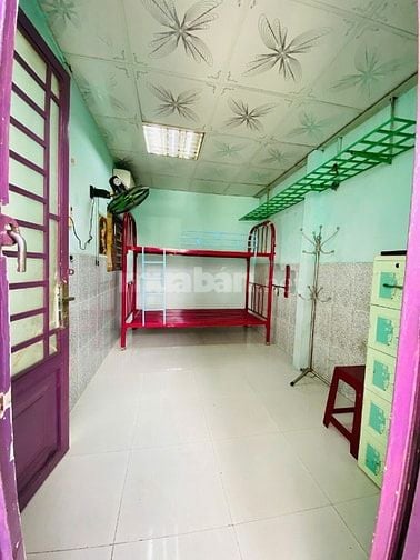 CHO THUÊ PHÒNG TRỌ 290/152A  LÝ THÁI TỔ, Q.3, CÓ MÁY LẠNH, GẦN NGÃ 7