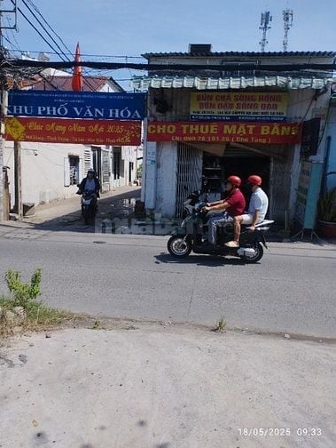 Cho thuê mặt bằng . 7 triệu tháng.