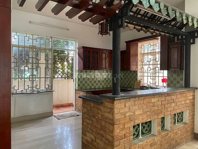 Cần bán biệt thự Đường Dương Quảng Hàm, Phường 6, Quận Gò Vấp 236m2