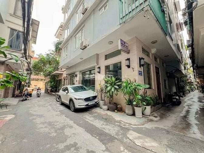 BÁN NHÀ HOÀNG CẦU-  LÔ GÓC - Ô TÔ TRÁNH, 73M² × 4 TẦNG, MT 6.5M, 22 TỶ