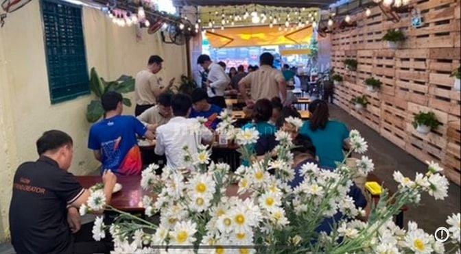 Quán bún đậu Q3 tuyển NV phục vụ 