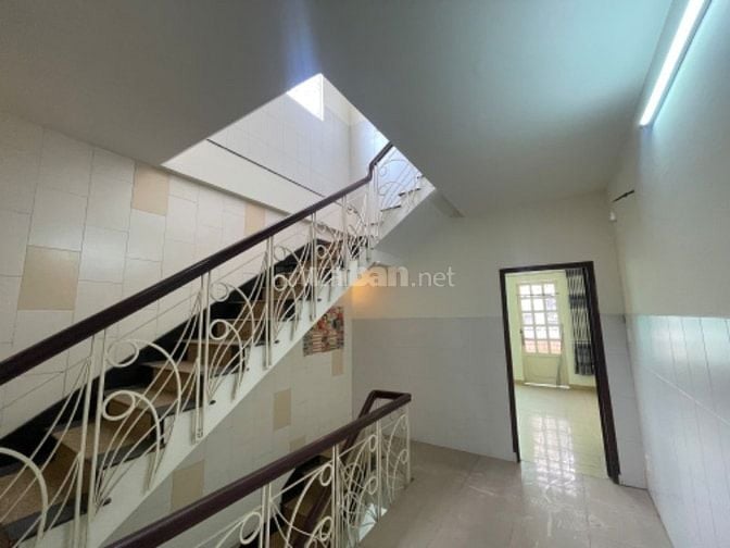 Nhà cho thuê MTKD đường Hậu Giang P11,Q6 dt 84m2 nhà 4 tấm giá 30tr/th