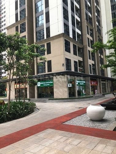 Chính chủ bán chân đế căn góc đẹp Masteri M1 căn góc 70 m2